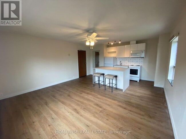 Photo - 5 High Park Blvd Unit 302