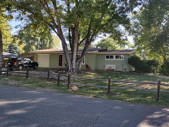 Photo - 3100 Newland St Casa