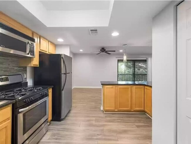 Photo - 2017 Powers Ferry Trce SE Unit 2017