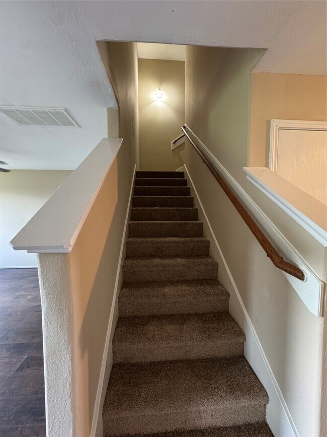 Photo - 15718 Colonial Bridge Ln