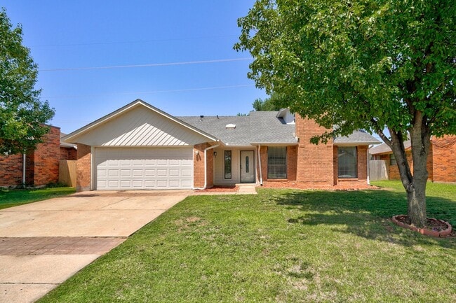Building Photo - Freshly Remodeled Home Ready for Rent