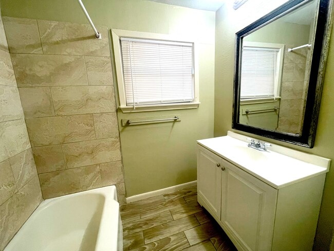 Photo - 7906 Pecan Villas Dr