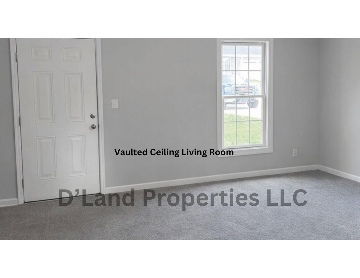 Photo - 107 Commerce Dr