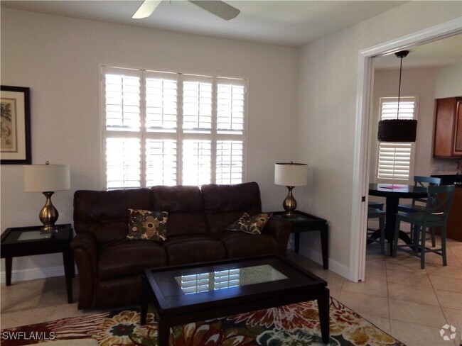 Building Photo - 810 Regency Reserve Cir Unit 8-803 Rental