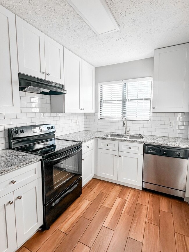 Photo - 2 bedroom/2.5 bathroom condo in Gainesville City Limits