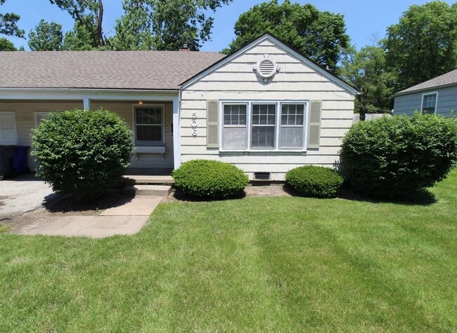 Building Photo - 1 Bedroom 1 Bath Duplex in Navy Hill Area ... Rental