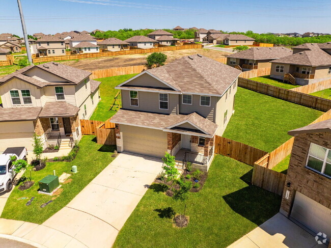 Building Photo - Modern Comfort & Smart Living – 5 Bed, 3 B... Unit 11502 Thackery Haze Rental