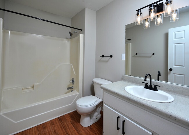 Edgewood Apartments in Burner, NC