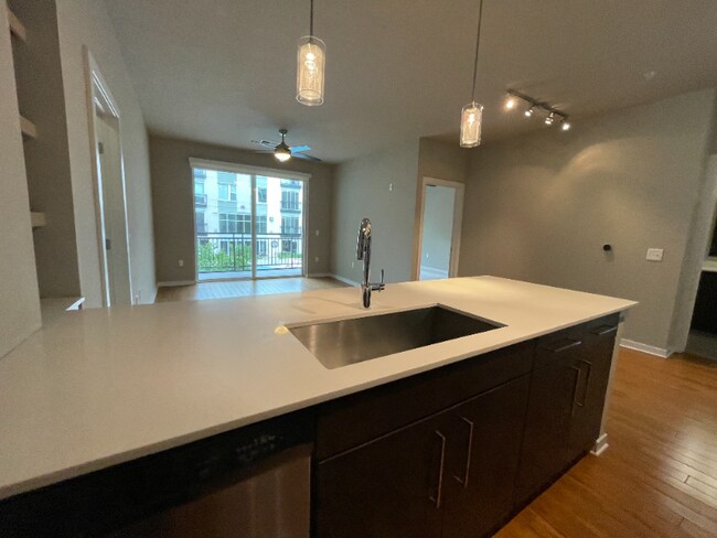 Photo - 1900 19th St Unidad 2