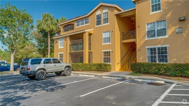 Building Photo - 8735 River Homes Lane Unit 6303