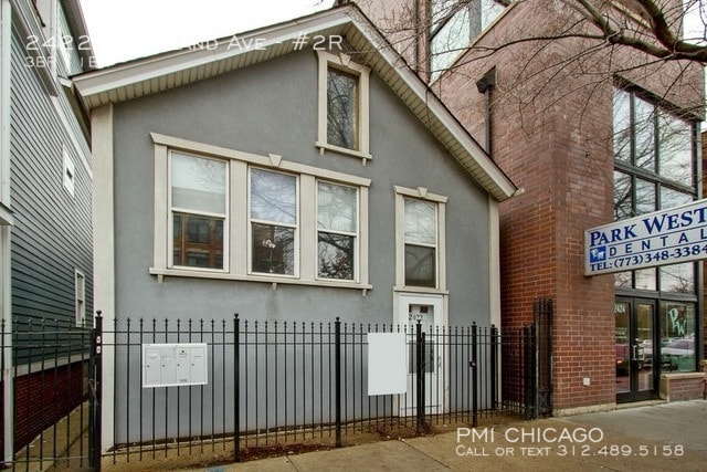 Photo - 2422 N Ashland Ave Unit #2R