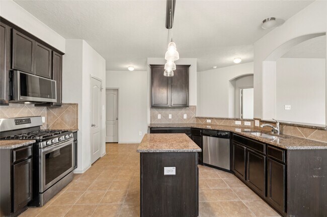 Photo - 5907 Water Violet Ln