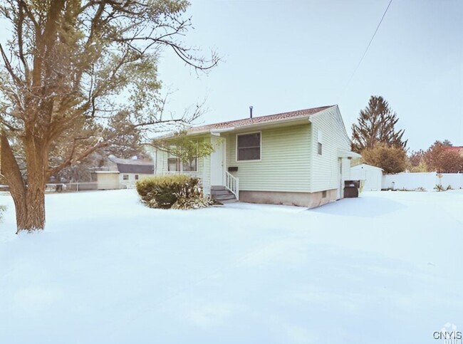 Building Photo - 118 Mayers St Rental