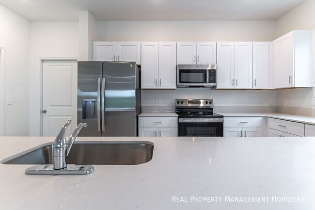 Photo - 13510 Noble Garnet Ln