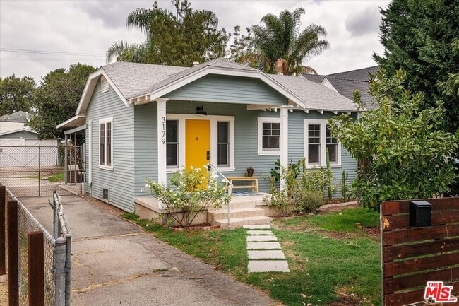 3179 Perlita Ave