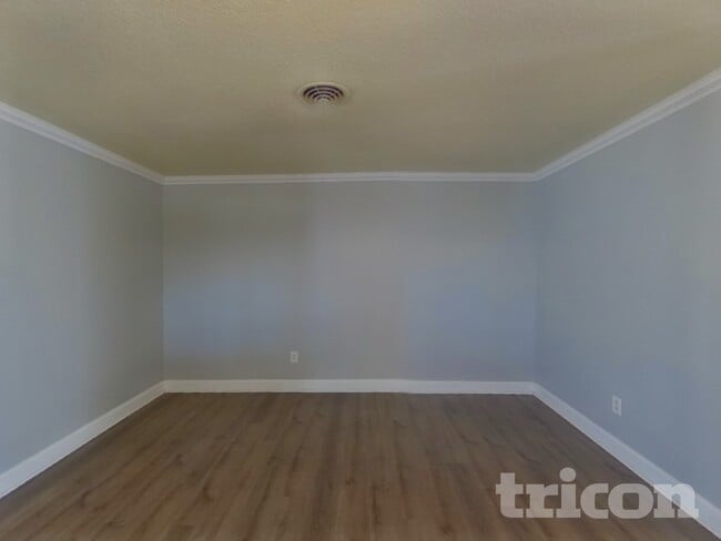 Photo - 10326 Hetrick Cir E