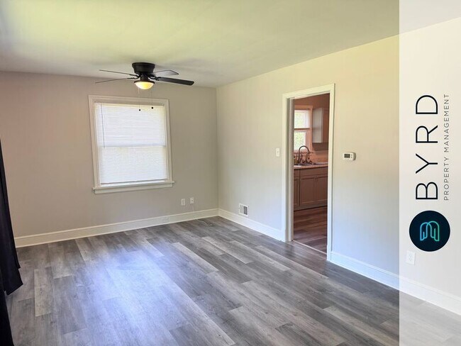 Photo - 5231 Rockland Rd