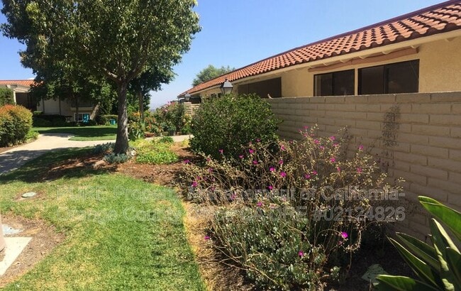 Photo - 3107 Via Serena S Unit P