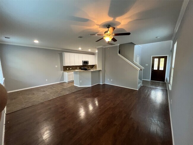 Photo - 6419 Densberry Ln