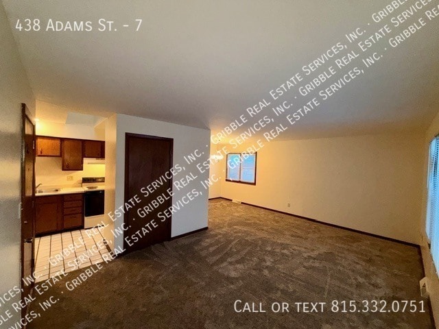 Photo - 438 Adams St Unit 7