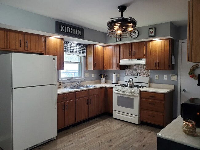 Photo - 807 S Walnut St