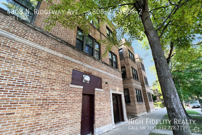 Building Photo - 4808 N Ridgeway Ave Unit 4808-2 Rental