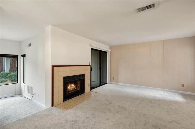 Photo - 1676 Braddock Ct