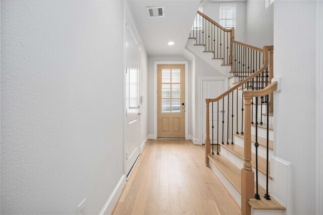 Photo - 10919 Grove Tree Ln