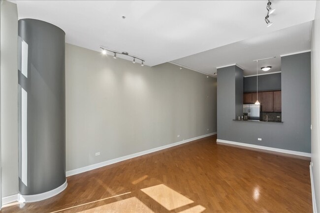 Photo - 450 E Waterside Dr Unit 206