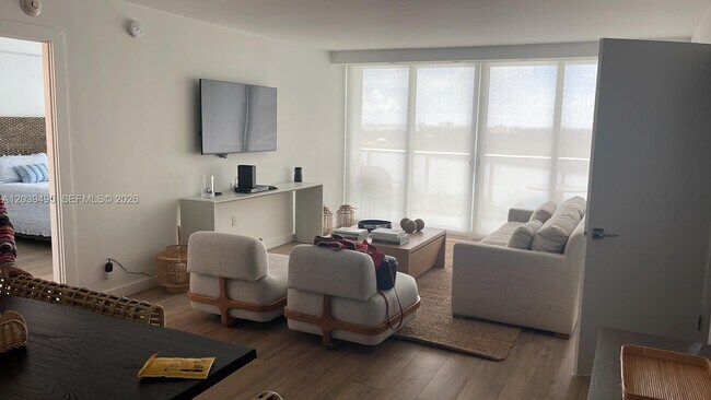 Photo - 100 Bayview Dr Unit 1521