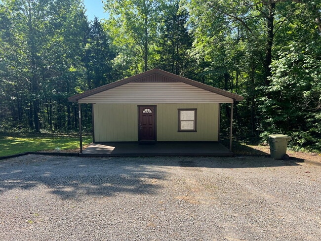 Building Photo - 2094 Buck Smith Hill Rd