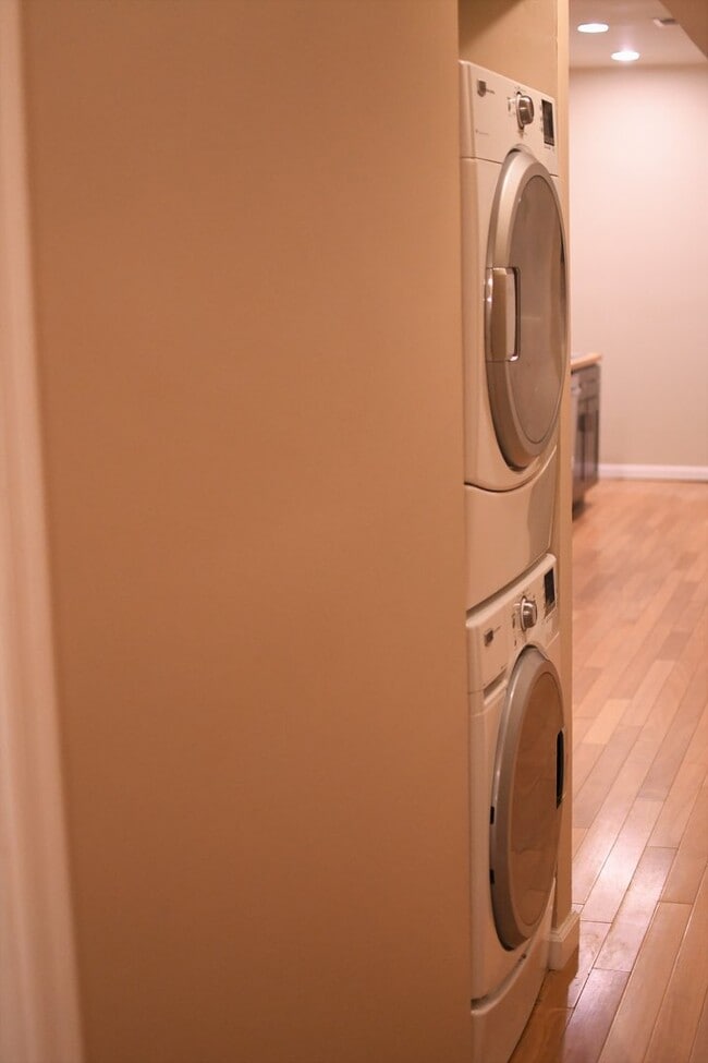 Photo - 6th Street NE Unit 2 (B)