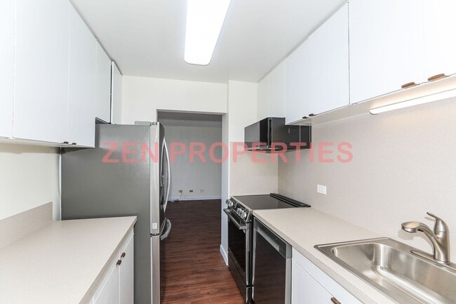 Photo - 2 bedroom, 2 bath & 1 parking for rent at Royal Court Unidad 9F
