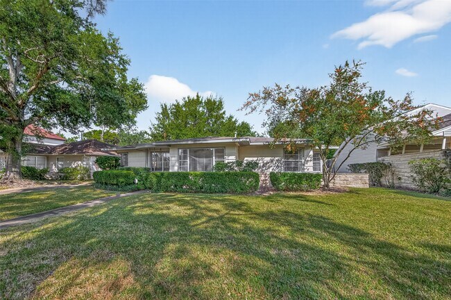 Photo - 3314 Westridge St