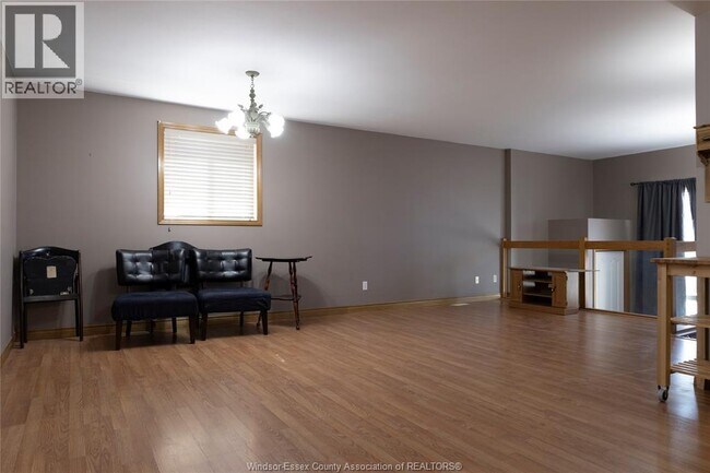 Photo - 4222 Stagecoach Ave