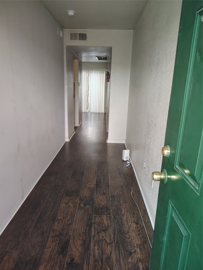 Photo - 8100 Creekbend Dr Condo Unit 136