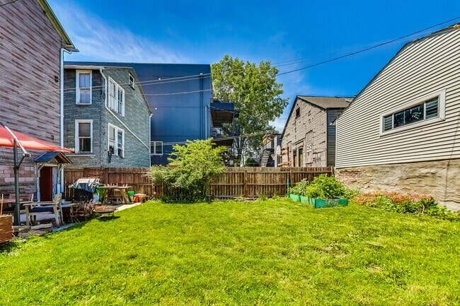 Photo - 1742 W Cullerton St Unit 2