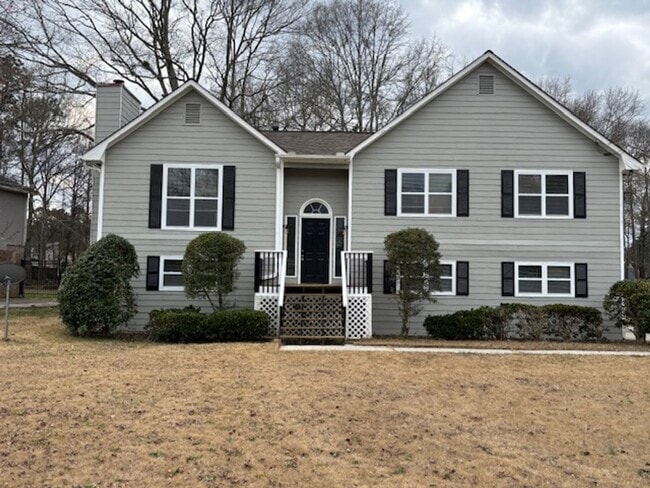 Building Photo - Updated Remodeled Large Open Split-Level Home with Full Finished Basement! Unit 4483 Wesley