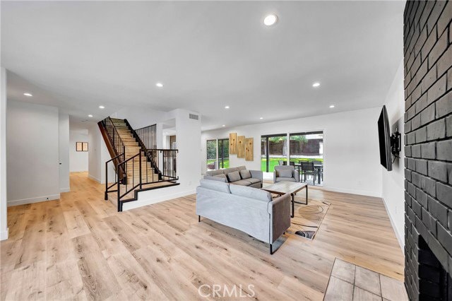 Photo - 24445 Clipstone St