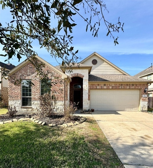 Building Photo - 3314 Selene Dr