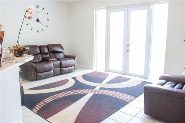 Photo - 2106 NE 40th Ave