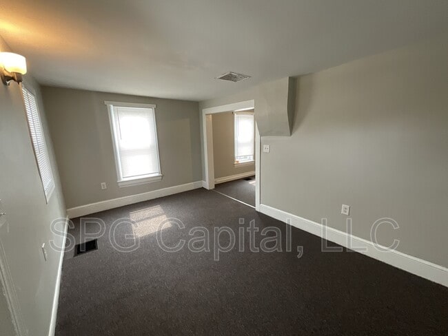 Photo - 138 E South St