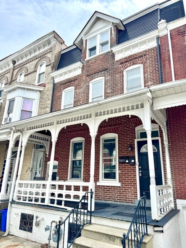 Building Photo - 1410 W Turner St Unit 1st Floor