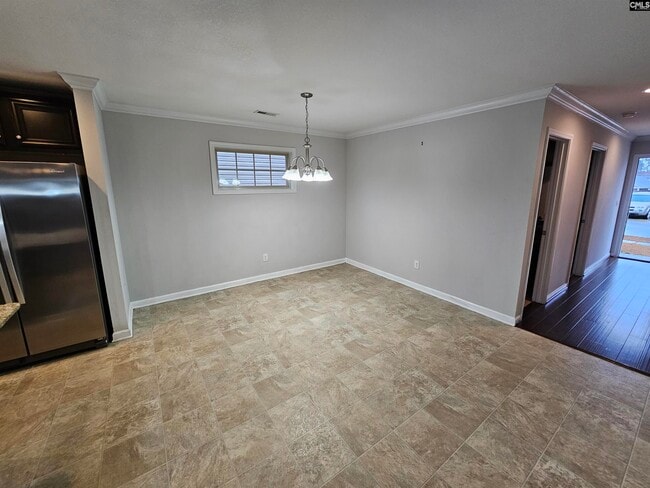 Photo - 940 Yarrow Ln
