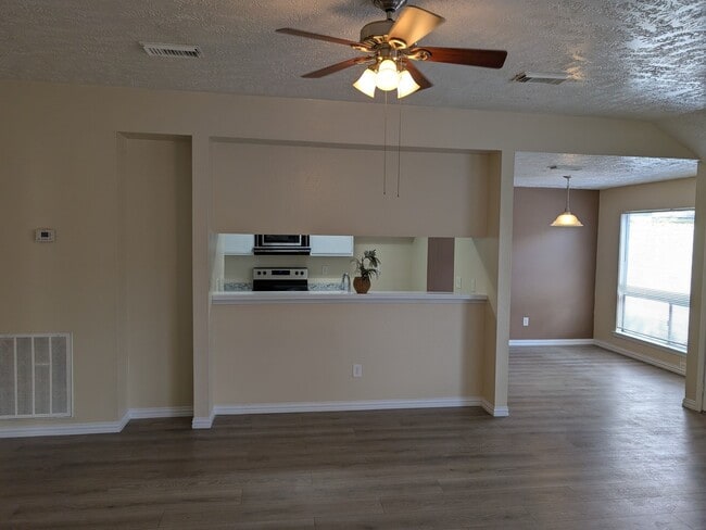 Photo - 10607 Staghill Dr