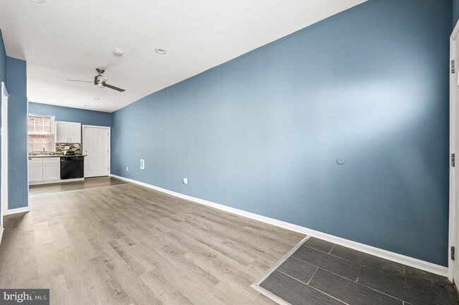 Photo - 1510 W York St