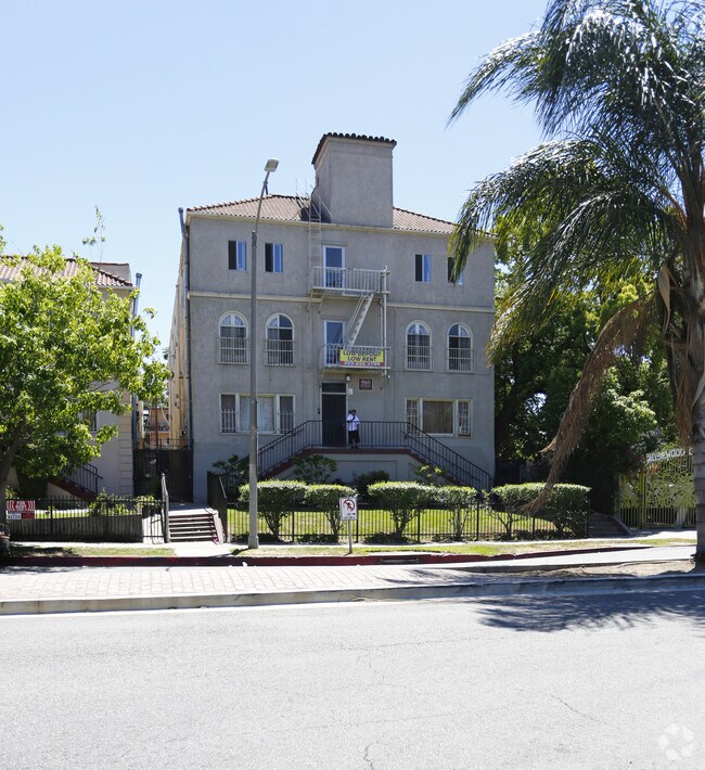Building Photo - Rosewood Apartments