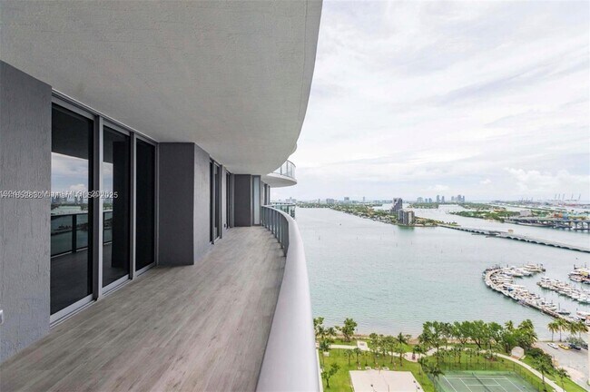 Photo - 488 NE 18th St Unit 2310