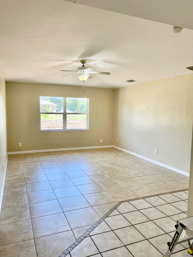 Photo - 6062 Lacota Ave
