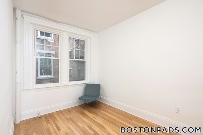 Photo - 288 Chestnut Hill Ave Unidad 6